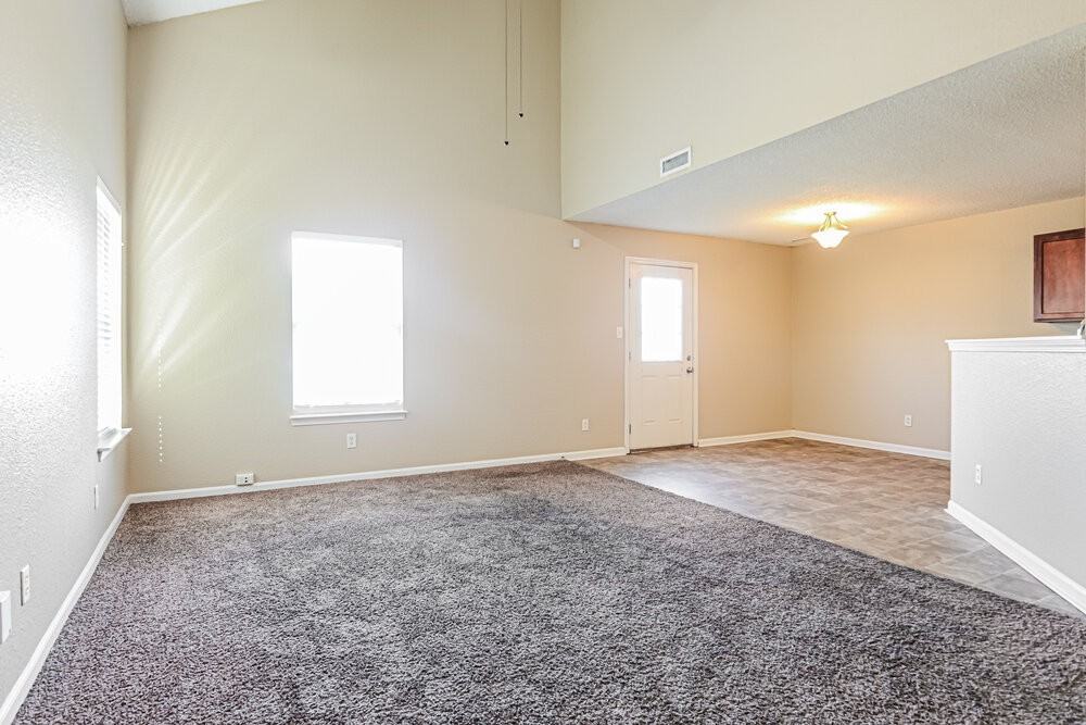 1240 Cutler Ln - Photo 4 of 17