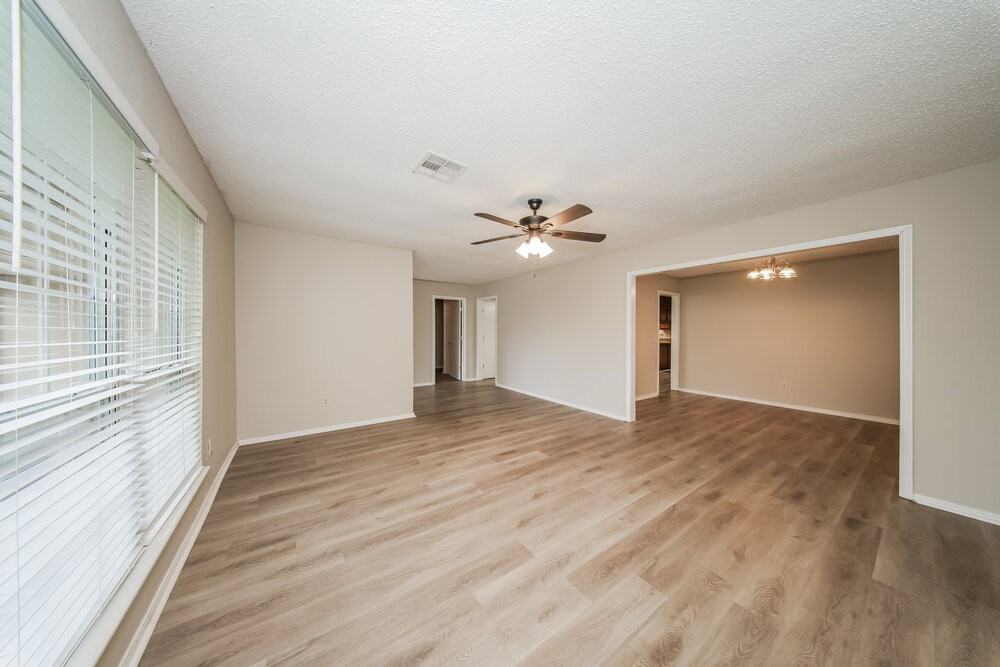 11032 N Eagle Ln - Photo 4 of 16