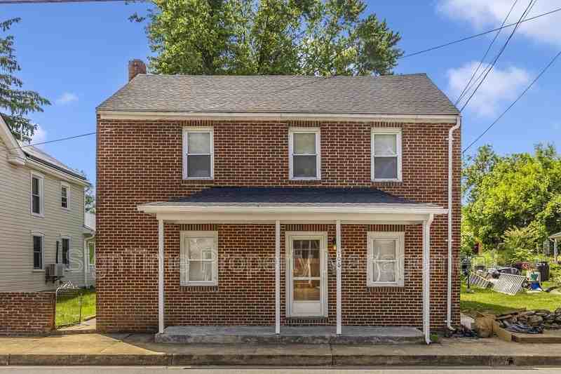 106 Potomac St - Photo 3 of 50