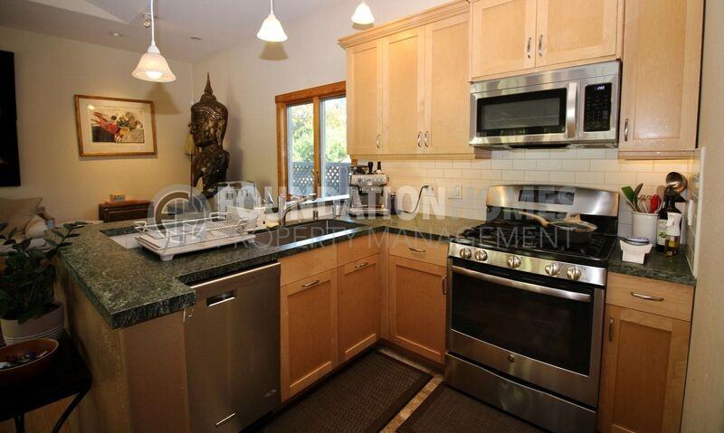 307 Tennessee Ave. Guest House #307TENNESS - Photo 2 of 22