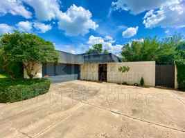 featured image of 2614 Nw 62nd St