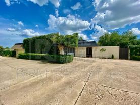 2614 Nw 62nd St - Photo 1 of 1