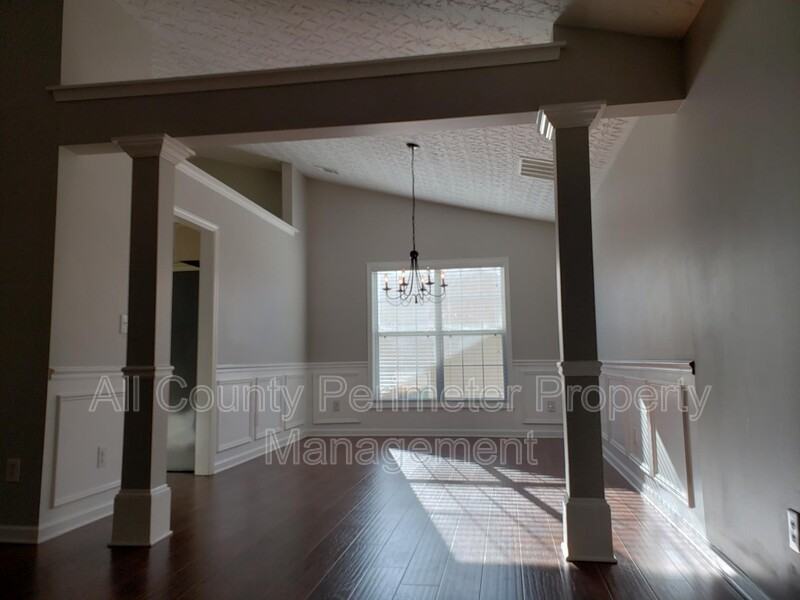 2667 Leon Murphy Dr - Photo 3 of 16