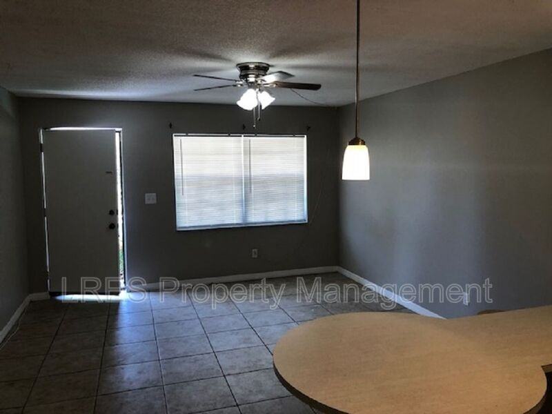 1031 Columbia Ave #H - Photo 2 of 15