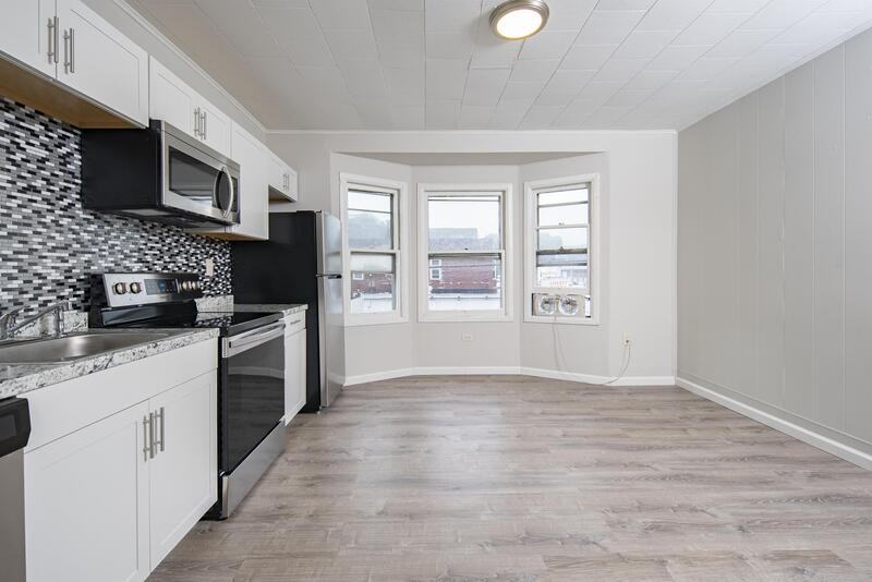 369 5th Ave - Photo 2 of 24