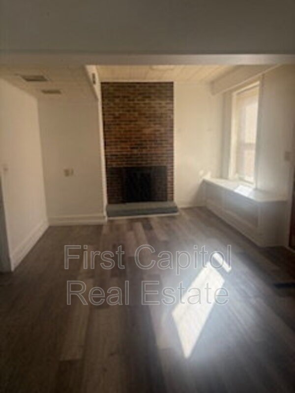 1800 Market St - Photo 2 of 7