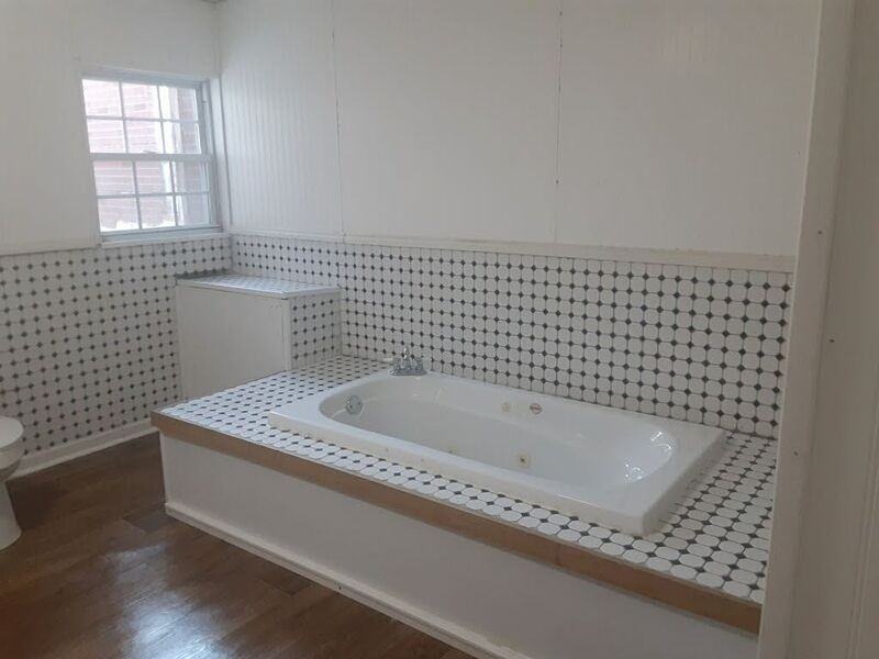 842 West Pine Street - Photo 7 of 48