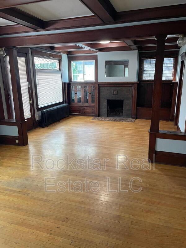 1524 W Gardner Ave #1 - Photo 6 of 12