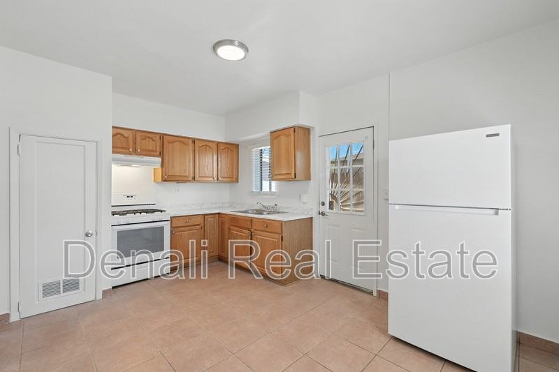 3534 N Fontana Ave #A - Photo 2 of 23