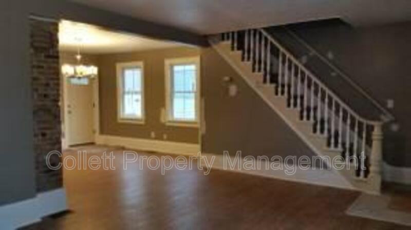 2187 W 32nd St - Photo 7 of 20