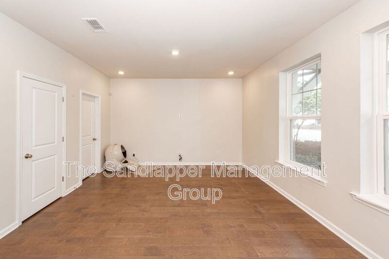 139 Rowans Creek Drive - Photo 3 of 38