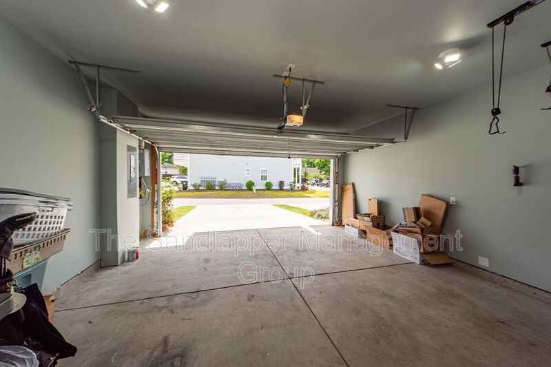 139 Rowans Creek Drive - Photo 7 of 38