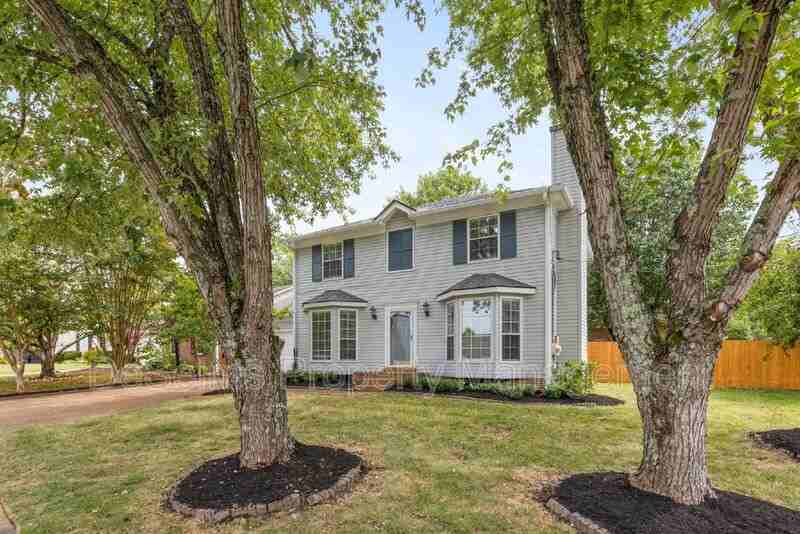 5120 English Village Dr - Photo 2 of 41