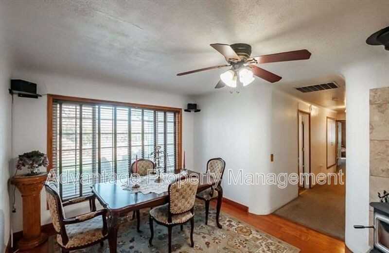 2148 Main St - Photo 4 of 22