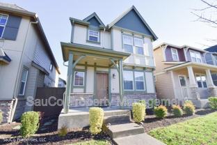 322 Sw Marsuda Ter - Photo 1 of 1