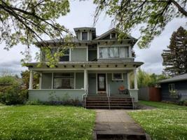 featured image of 1654 Lincoln St