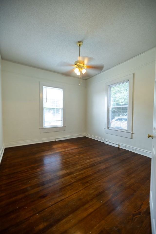 1112 Olympia Ave - Photo 3 of 18