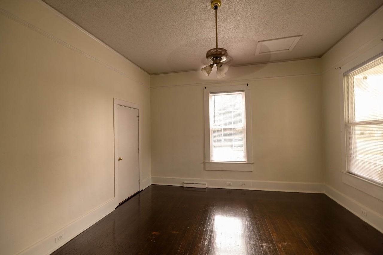 1112 Olympia Ave - Photo 4 of 18