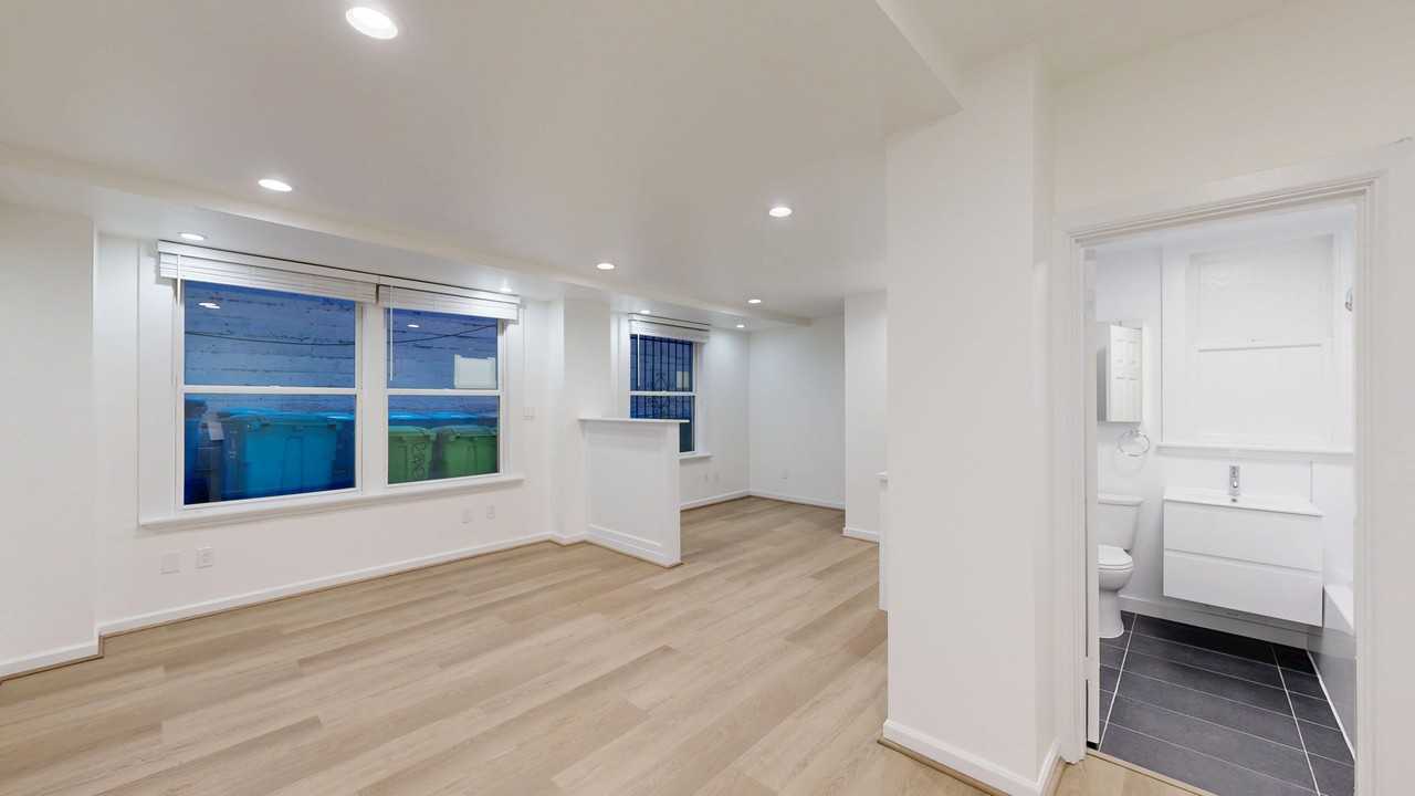 676 Geary Street - Photo 7 of 32