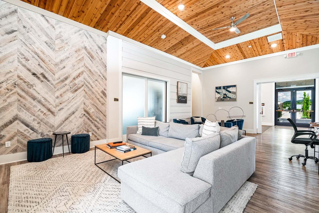 Main Street Lofts | Luxury Apartments - Photo 6 of 43