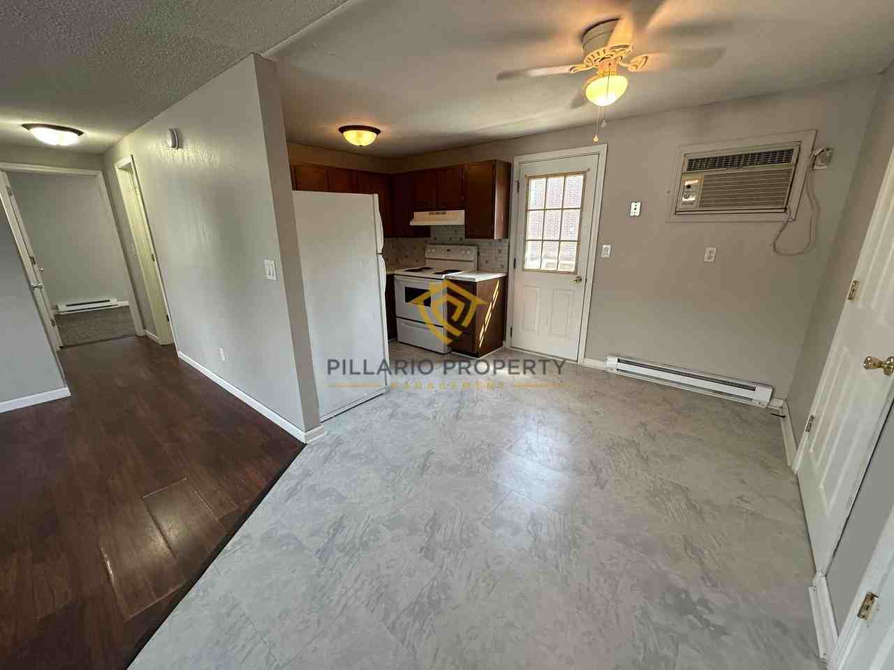 Georgetown Apartments - Photo 4 of 17