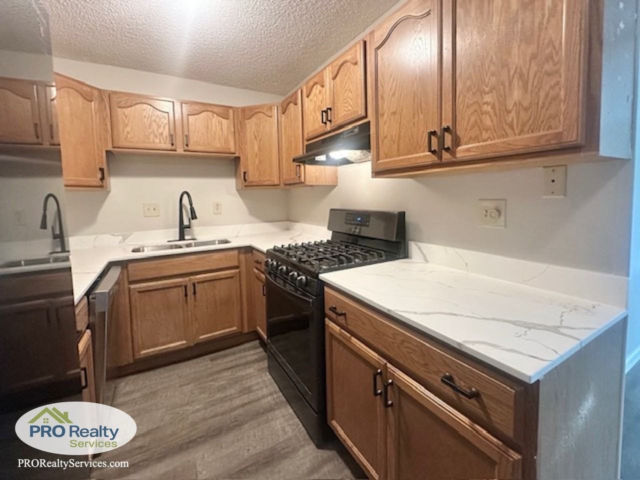 7172 72nd Ln N - Photo 3 of 17