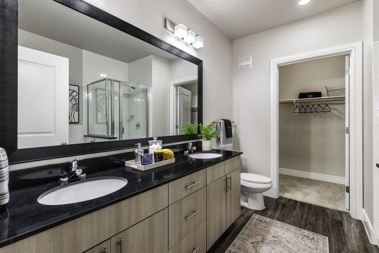 The Arnold - Photo 5 of 49