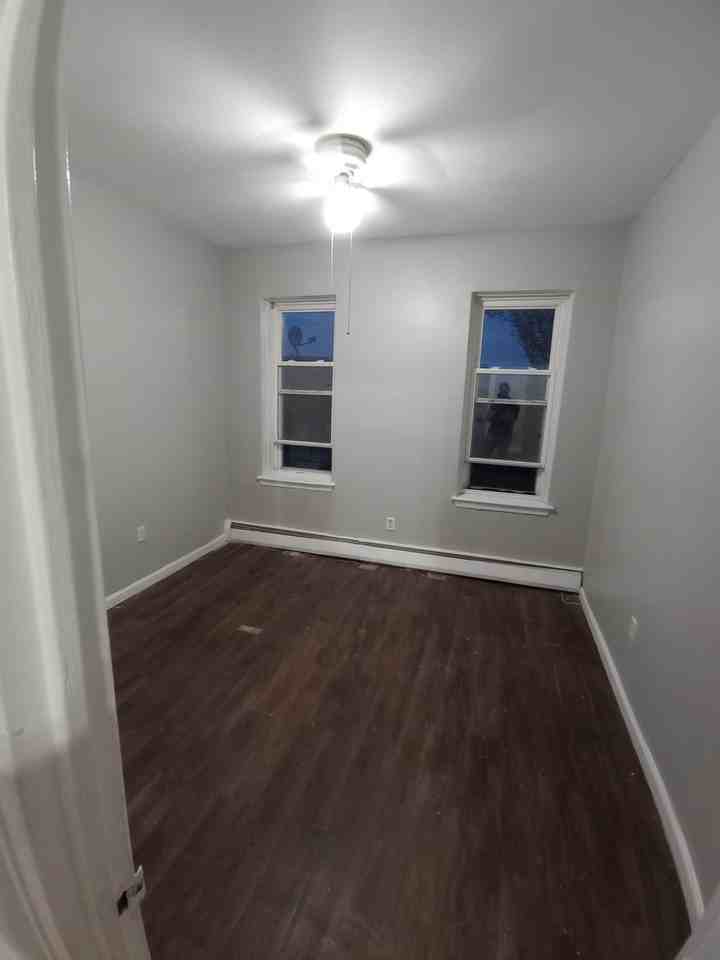 514 Kennedy - Photo 4 of 10