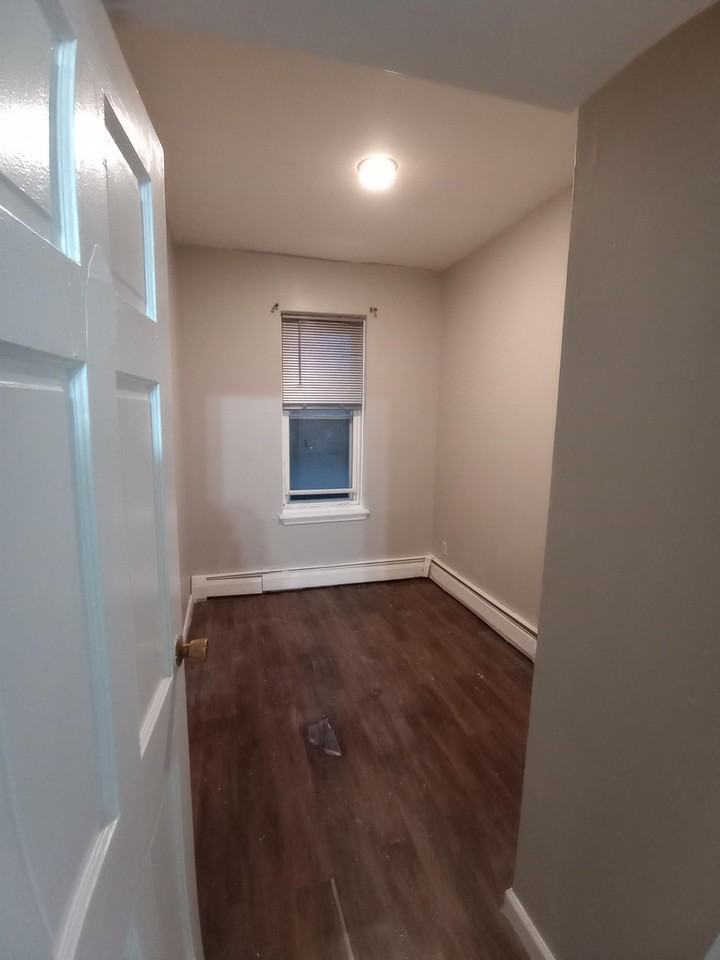 514 Kennedy - Photo 6 of 10