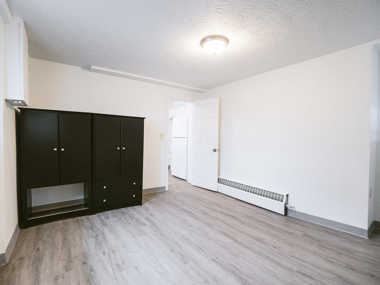 4137 East Galbraith Road - Photo 3 of 18