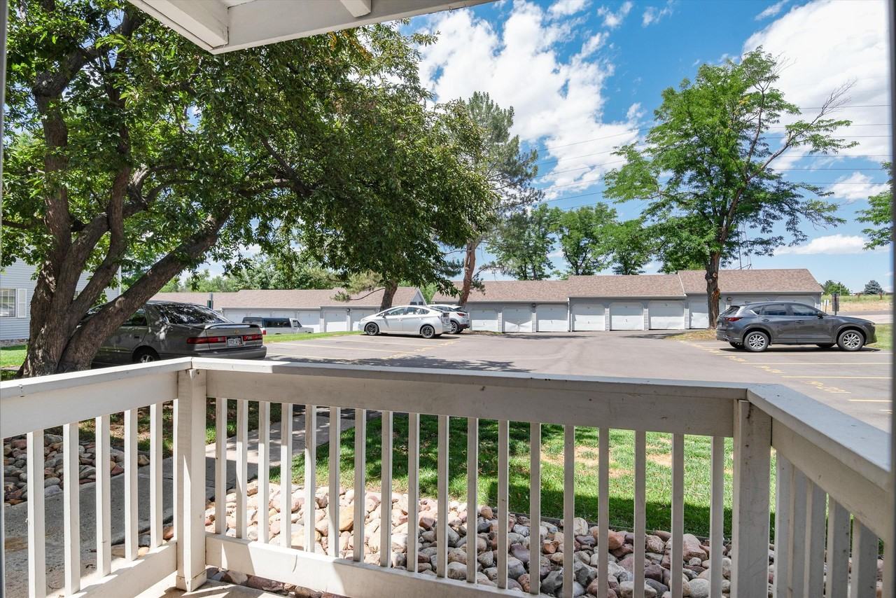 13494 E JEWELL AVE - Photo 3 of 26