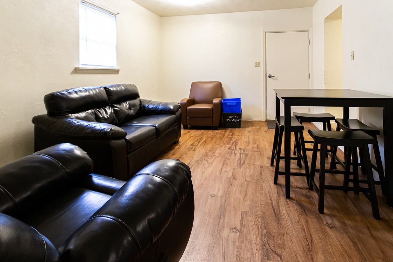 856 Wayne Ave (Heath Housing - Photo 3 of 20