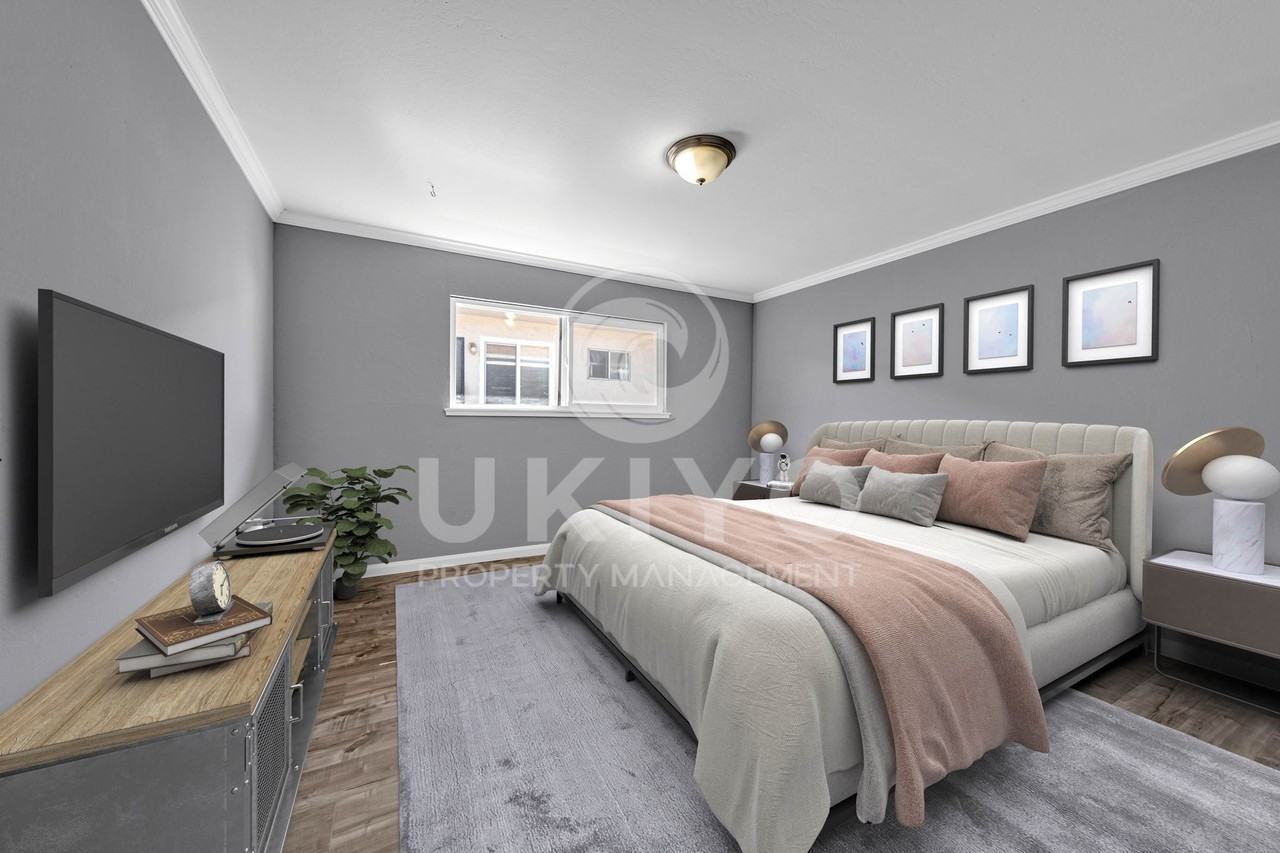 3007 Nicol Avenue - Photo 3 of 50