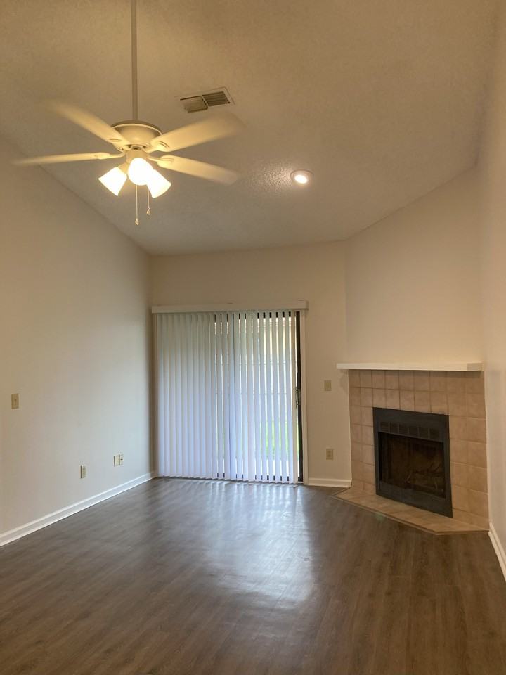 1290 Jefferson Avenue - Photo 2 of 13