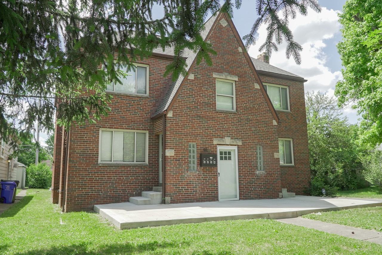 65 N Brinker Apt 2 - Photo 3 of 24