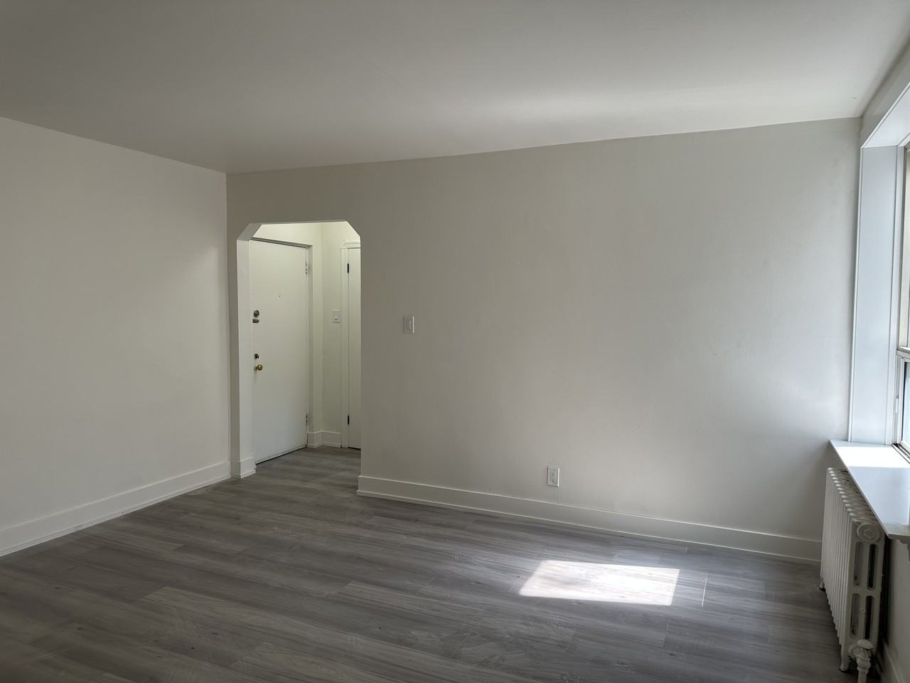 1996 Bathurst Street #125 - Photo 4 of 6