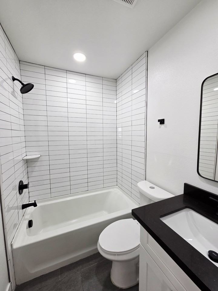 123 West Missouri Avenue - Photo 4 of 9