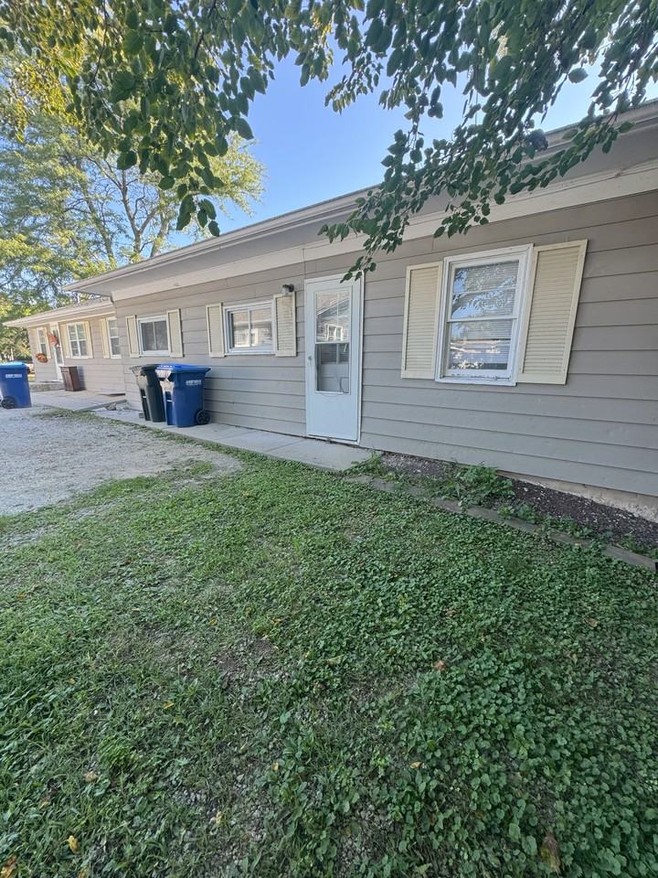 1837 South 7th Avenue - Photo 2 of 15