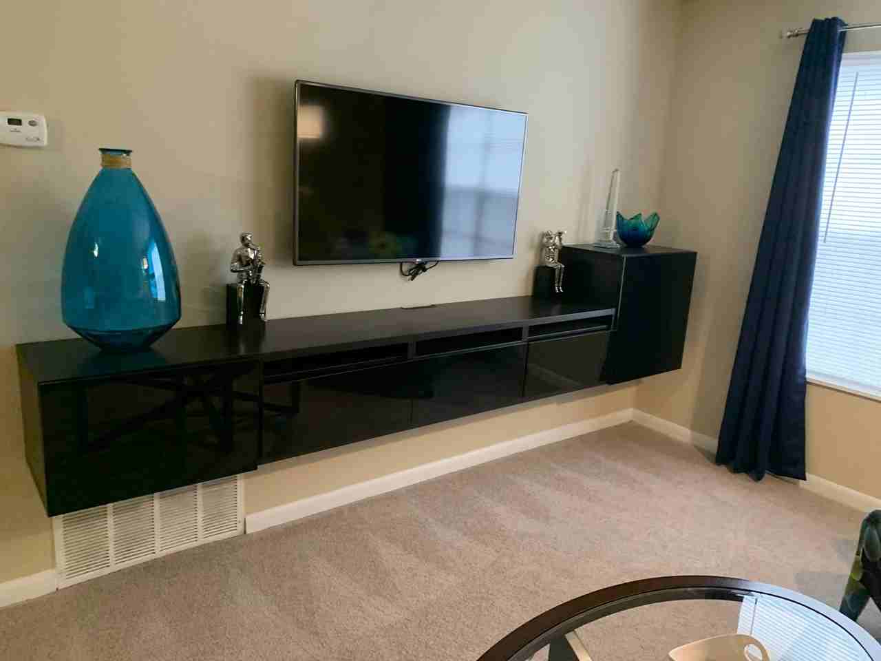 The New Meridian Apartments - Photo 6 of 17