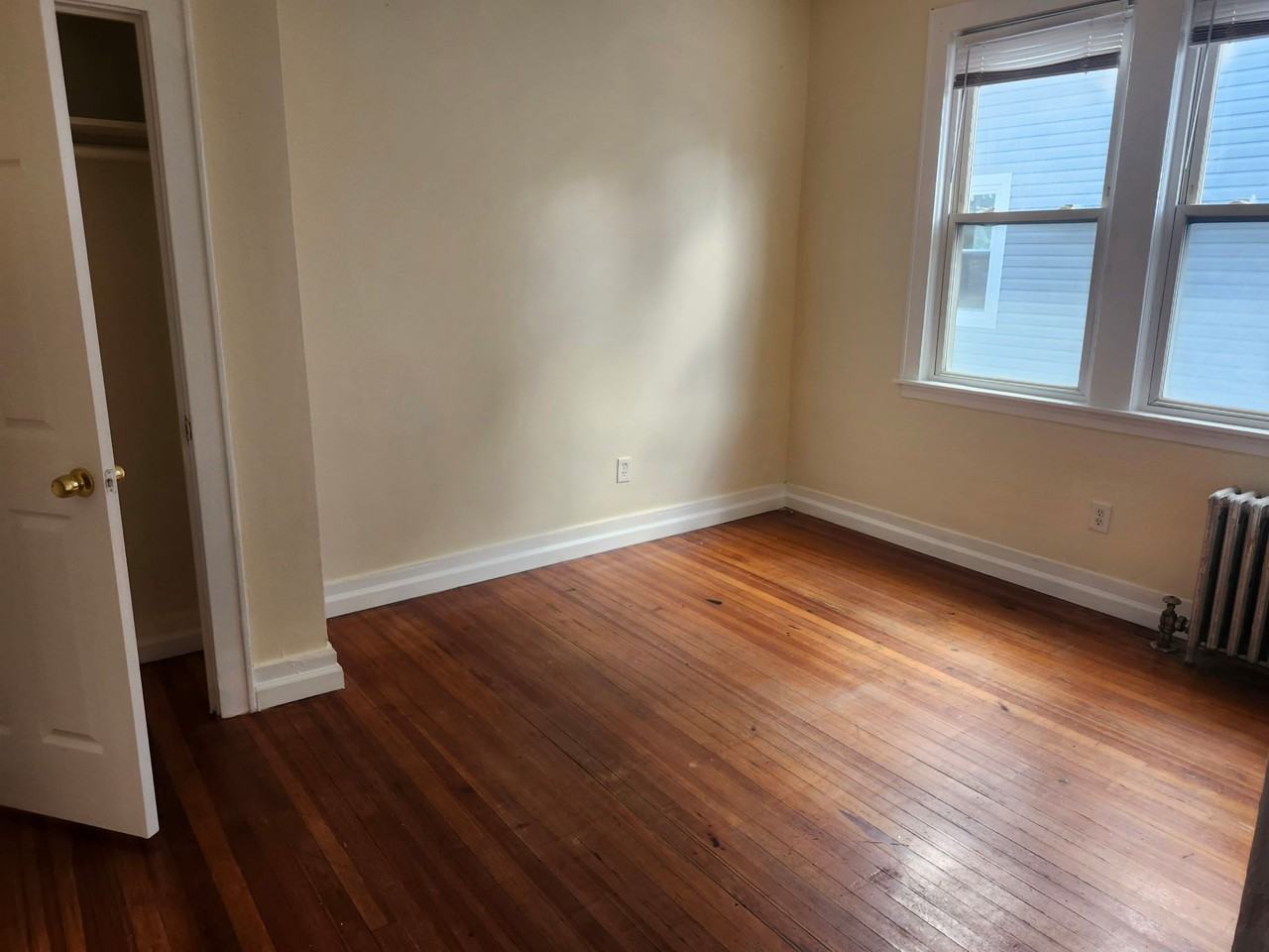 313 Leslie Street #2 - Photo 4 of 7