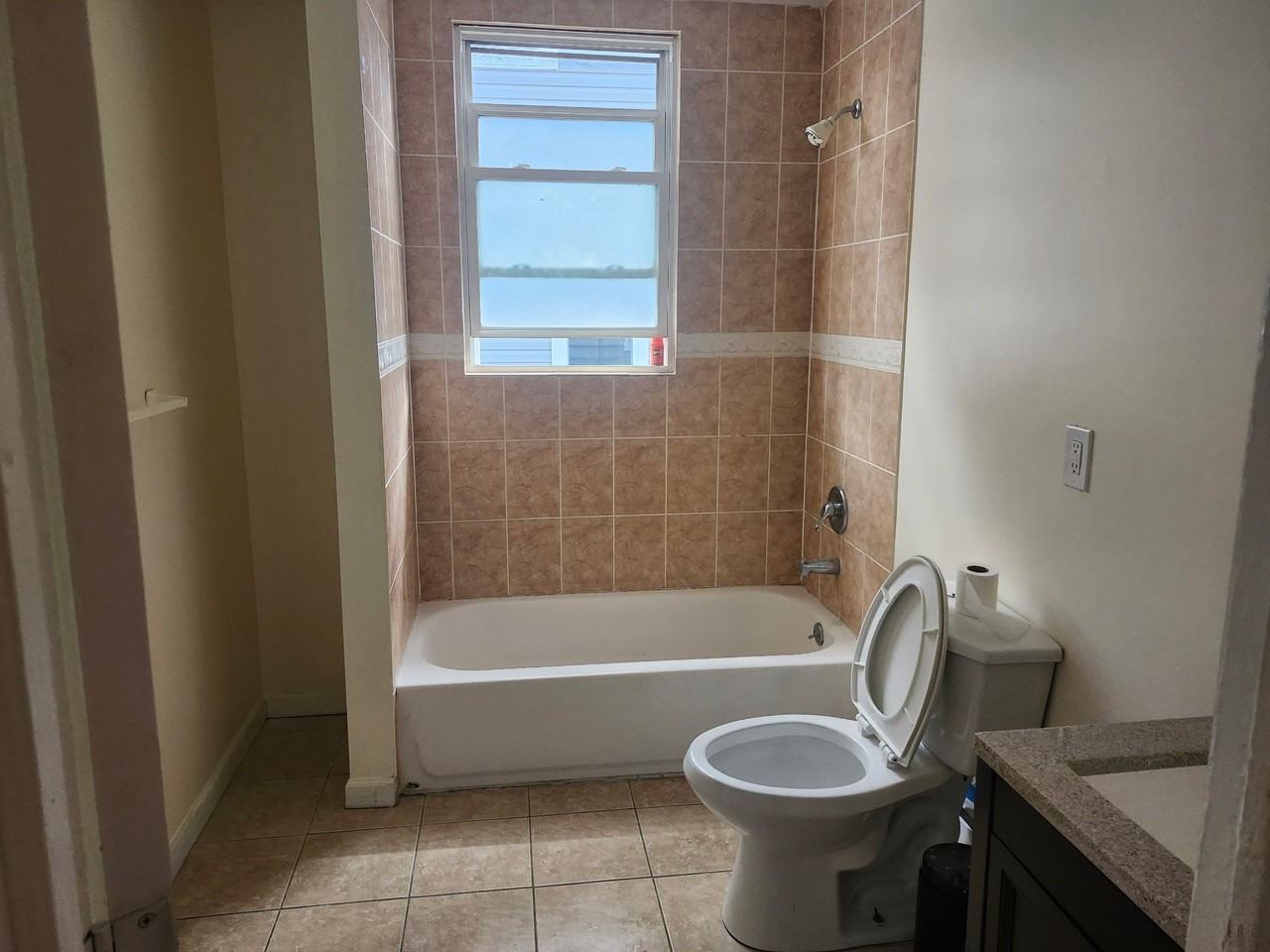 313 Leslie Street #2 - Photo 7 of 7