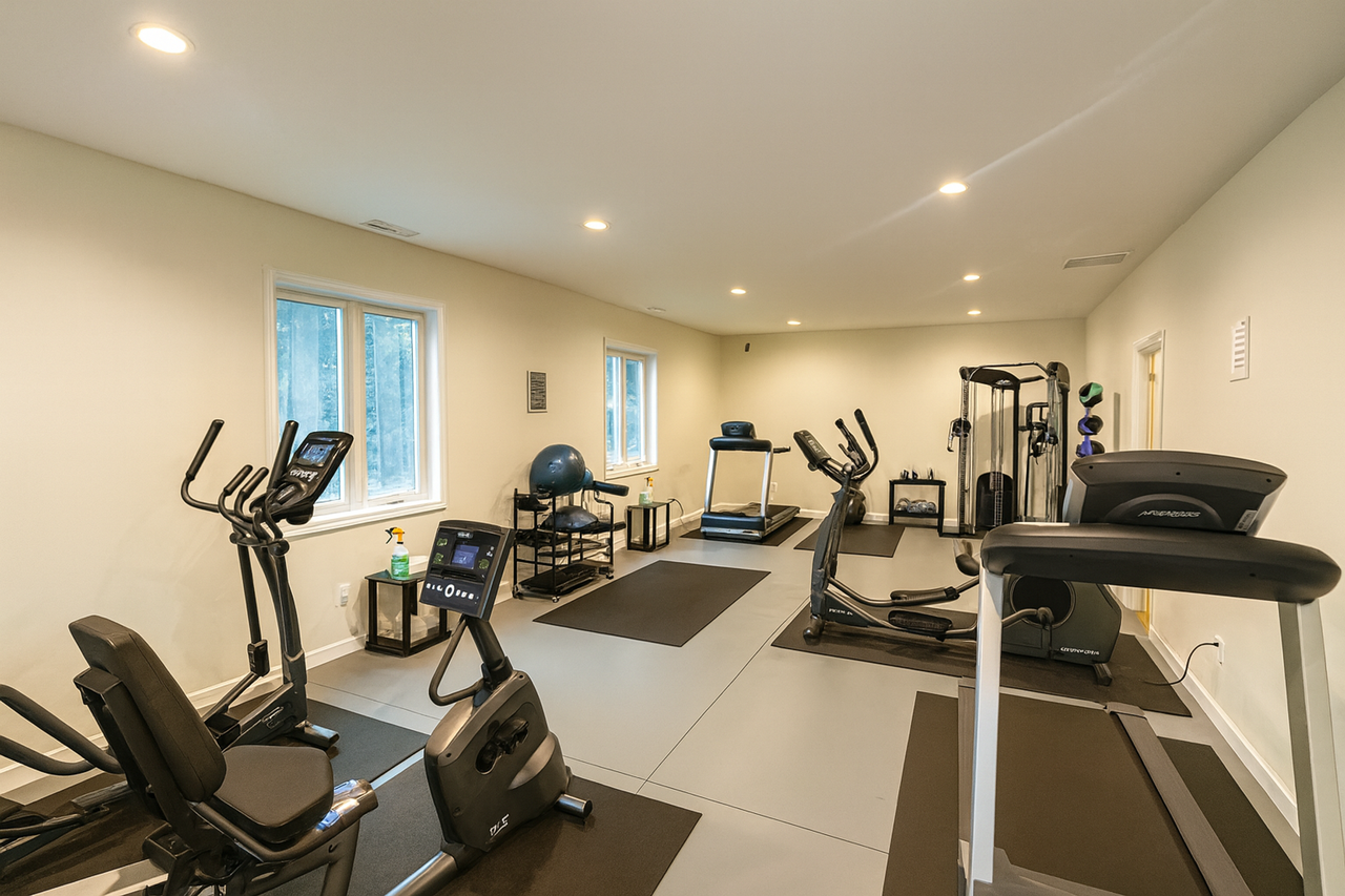 Westmoore Apartments - Photo 3 of 18