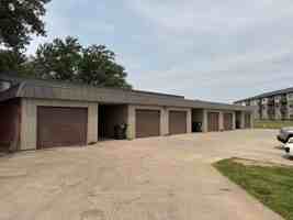 featured image of 3030 Park Lane Dr