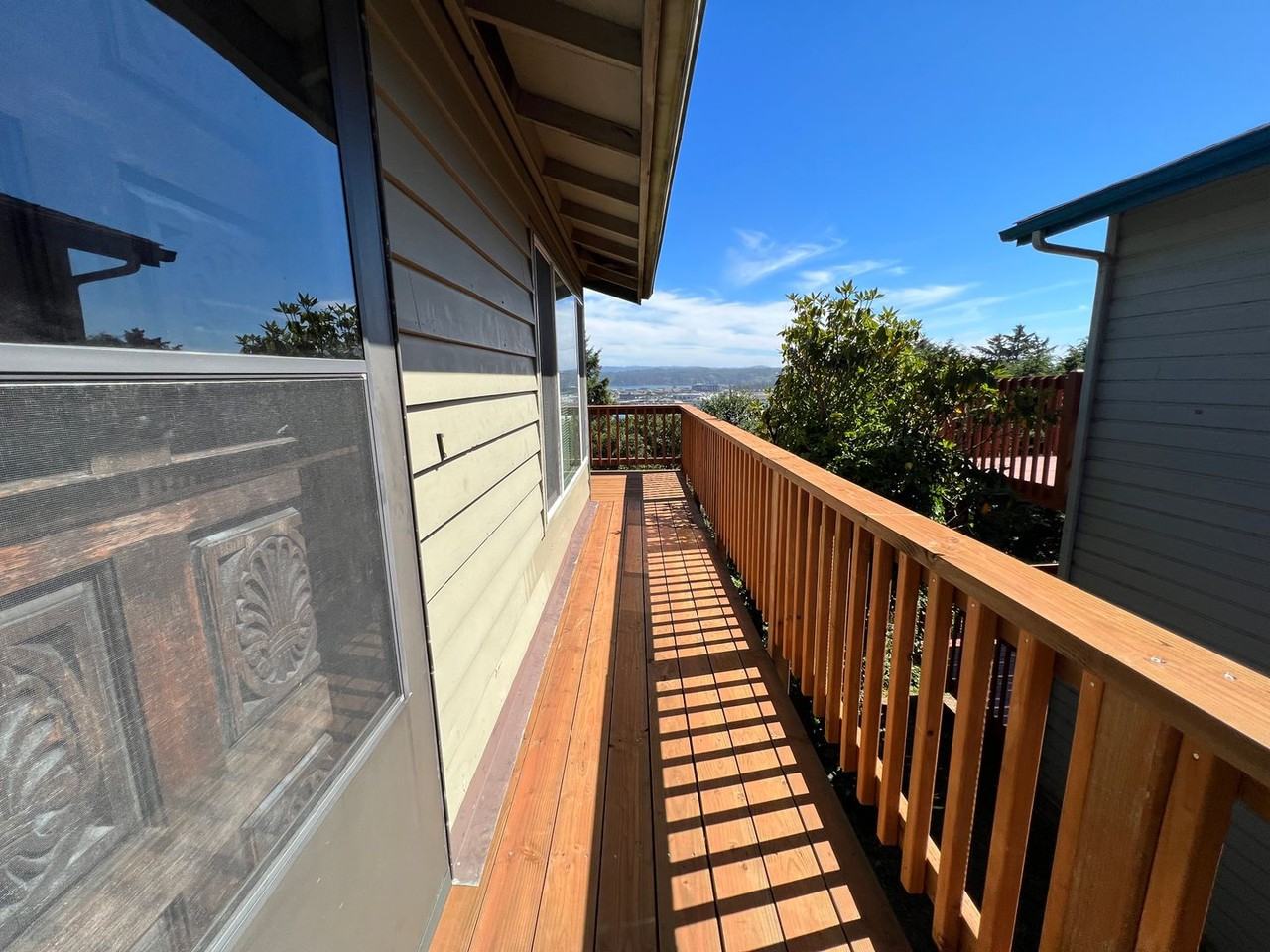 1132 Sw Lee St - Photo 2 of 30