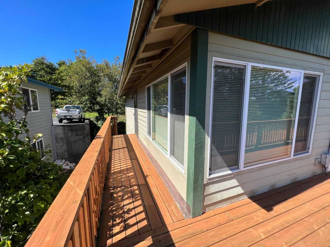 1132 Sw Lee St - Photo 3 of 30