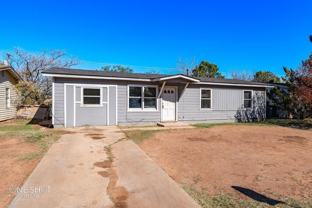 5226 Questa Dr - Photo 1 of 1