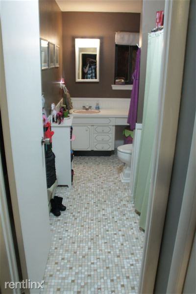 9 Margo Ct - Photo 2 of 10