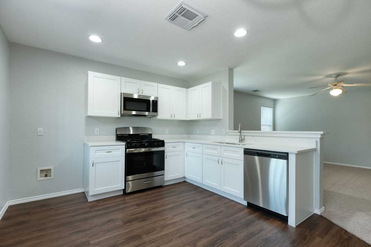 14312 Cummins Way - Photo 2 of 16