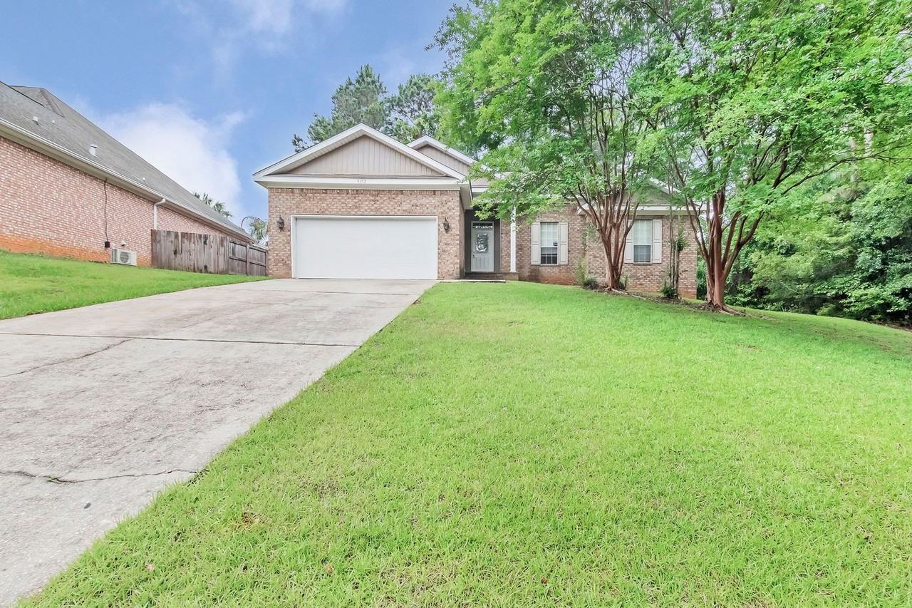 8352 Preakness Ct - Photo 3 of 36