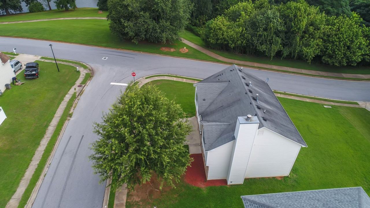 45 Timberlake Terrace - Photo 3 of 29